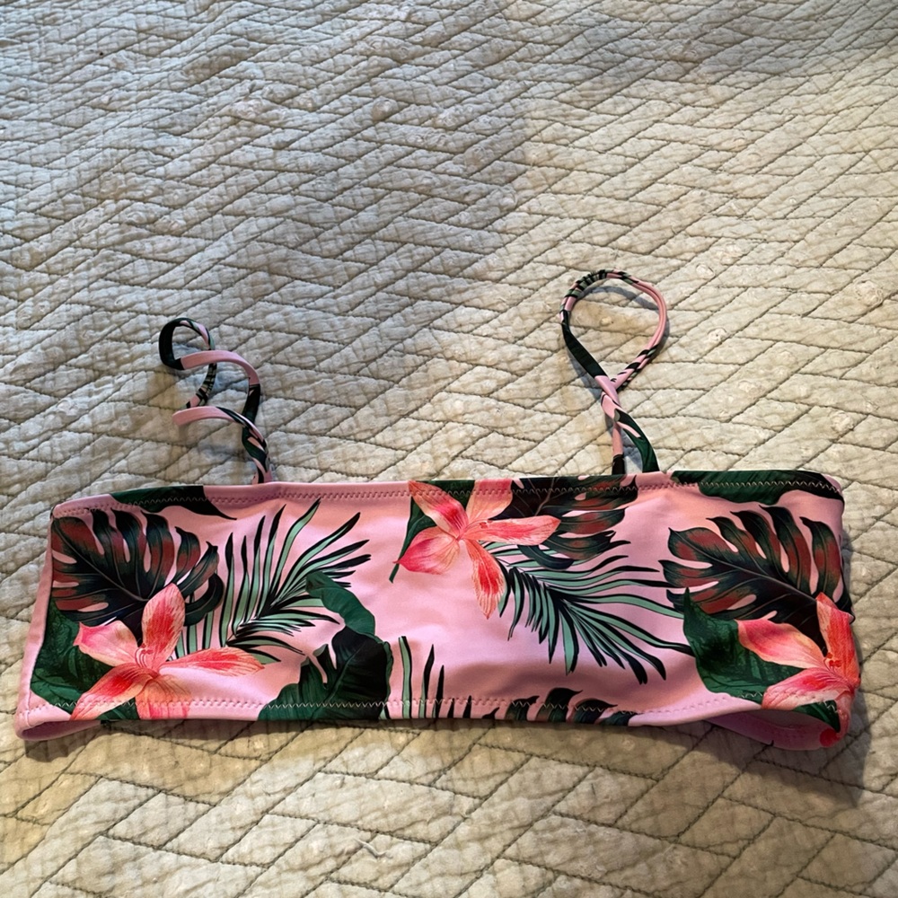Misguided bikini top